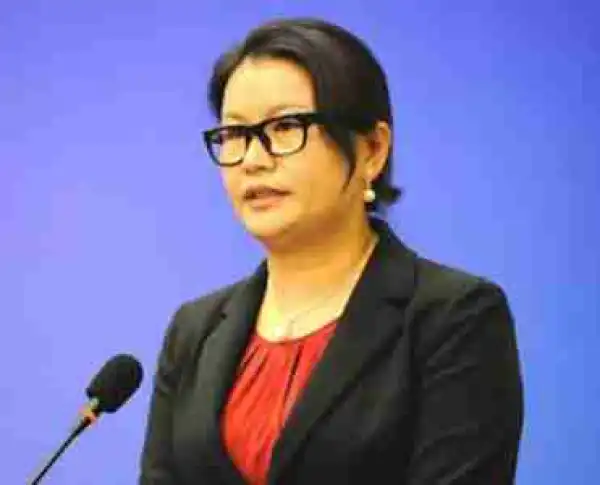 Meet The Drop-out That Makes Glass Screens For iPhones And She’s Now The Richest Self Made Woman On Earth [Photo]